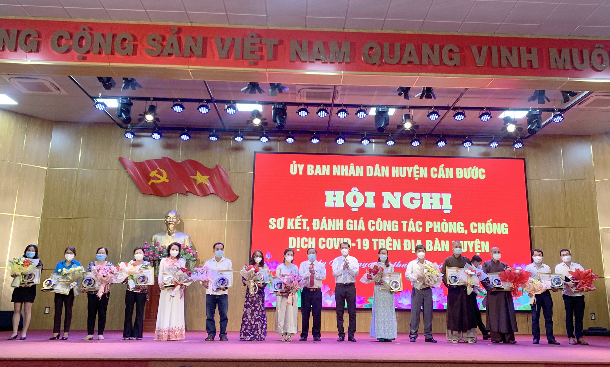 pic 4 ATM gao yeu thuong