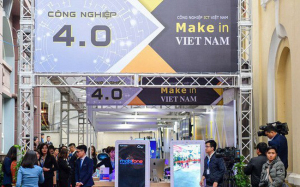Tất cả đều đang hiểu sai slogan &quot;Make in Viet Nam&quot;! Chẳng phải &quot;lỗi thằng đánh máy&quot;, cũng chẳng giống &quot;Make in India&quot;, đây mới là ý nghĩa sâu xa của cụm từ này!