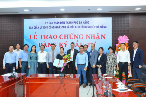 LỄ TRAO CHỨNG NHẬN ĐĂNG KÝ ĐẦU TƯ CHO DỰ ÁN KHU CÔNG NGHỆ CAO ĐÀ NẴNG CỦA CÔNG TY CỔ PHẦN CÔNG NGHỆ VIỄN THÔNG SÀI GÒN (SAIGONTEL)