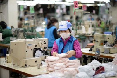 Bộ Công Thương: Việt Nam có đủ năng lực để trở thành một quốc gia sản xuất khẩu trang vải lớn trên thế giới