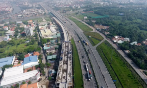 Vì sao có tình trạng buôn nhà phố &#039;một vốn bốn lời&#039;?